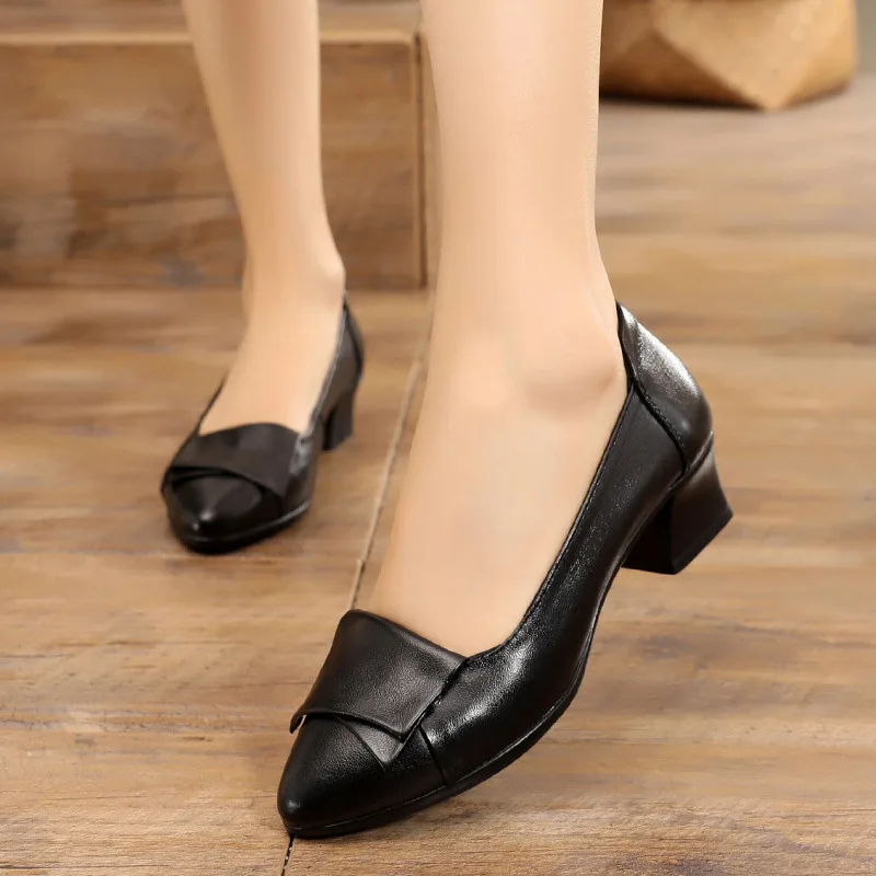 ZZPOHE 2019 Spring Autumn New Women Pumps Women Genuine Leather Thick High Heels Shoes Ladies Pointed Toe Footwear Single Shoes
ZZPOHE 2019 Spring Autumn New Women Pumps Women Genuine Leather Thick High Heels Shoes Ladies Pointed Toe Footwear Single Shoes