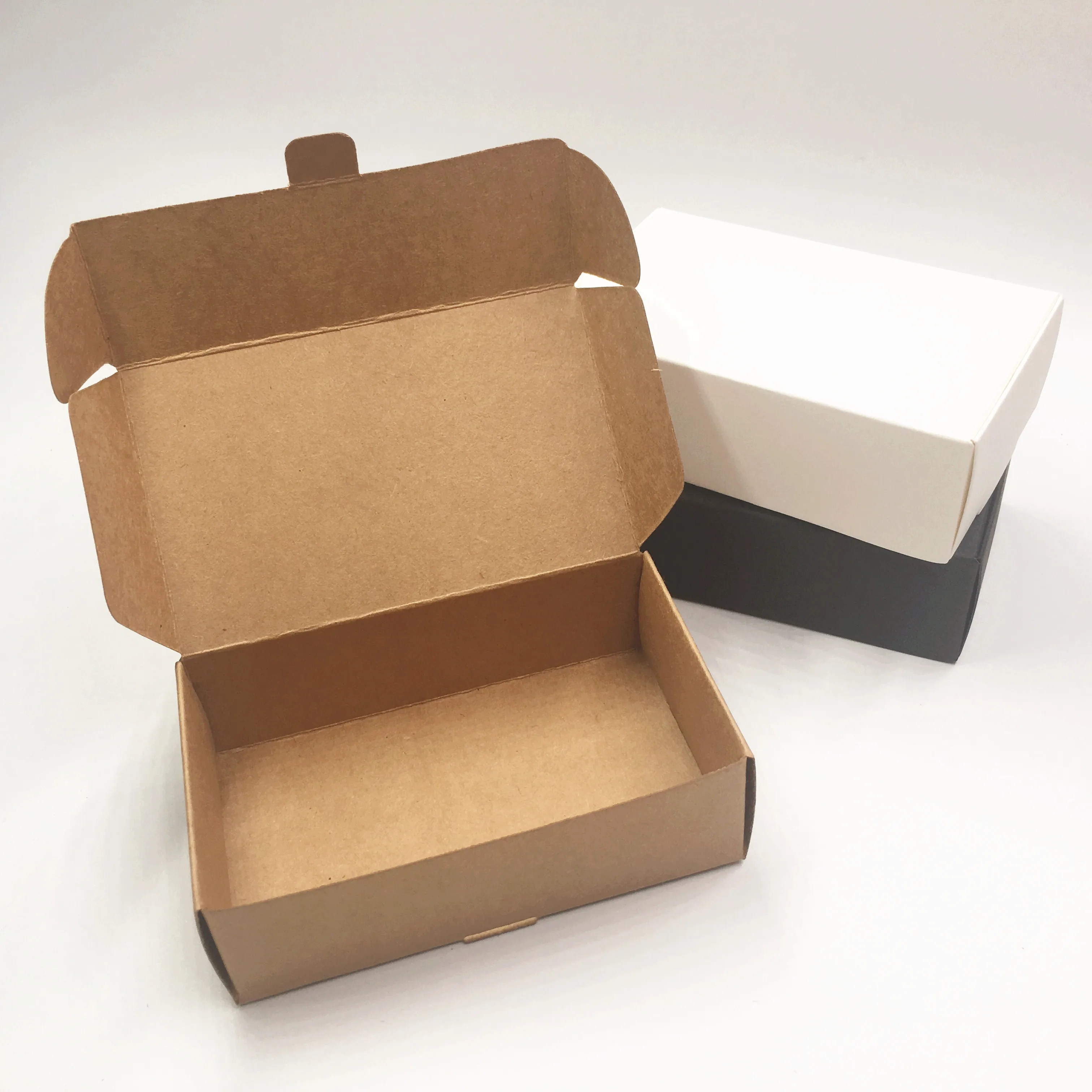 15pcs Two Size Kraft Craft Packing Paper Box Gift Packing Box For Candy/Jewelry/Cake/Biscuits Wedding Party Event Favor Supplies
15pcs Two Size Kraft Craft Packing Paper Box Gift Packing Box For Candy/Jewelry/Cake/Biscuits Wedding Party Event Favor Supplies