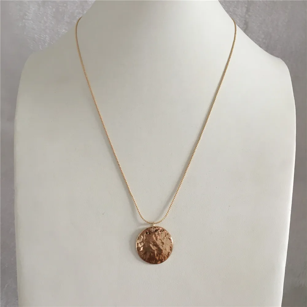 CASUAL GOLD SILVER COLOR PLATING HAMMERED ROUND DISC PENDANT NECKLACE FOR WOMAN GIRL
CASUAL GOLD SILVER COLOR PLATING HAMMERED ROUND DISC PENDANT NECKLACE FOR WOMAN GIRL