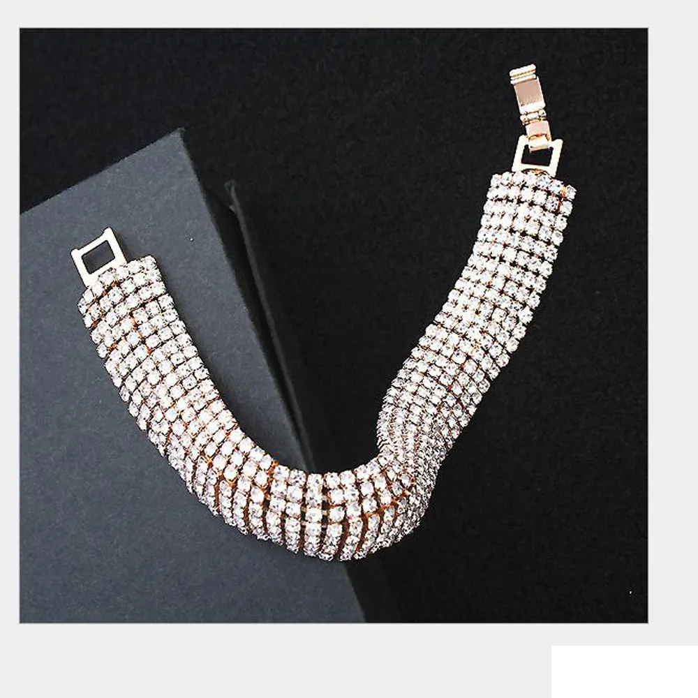 2018 New Arrival Luxury Gold And Silver Classic Crystal Pave Link Bracelet Bangle Fashion Full Rhinestone Jewelry For Women Fa
2018 New Arrival Luxury Gold And Silver Classic Crystal Pave Link Bracelet Bangle Fashion Full Rhinestone Jewelry For Women Fa