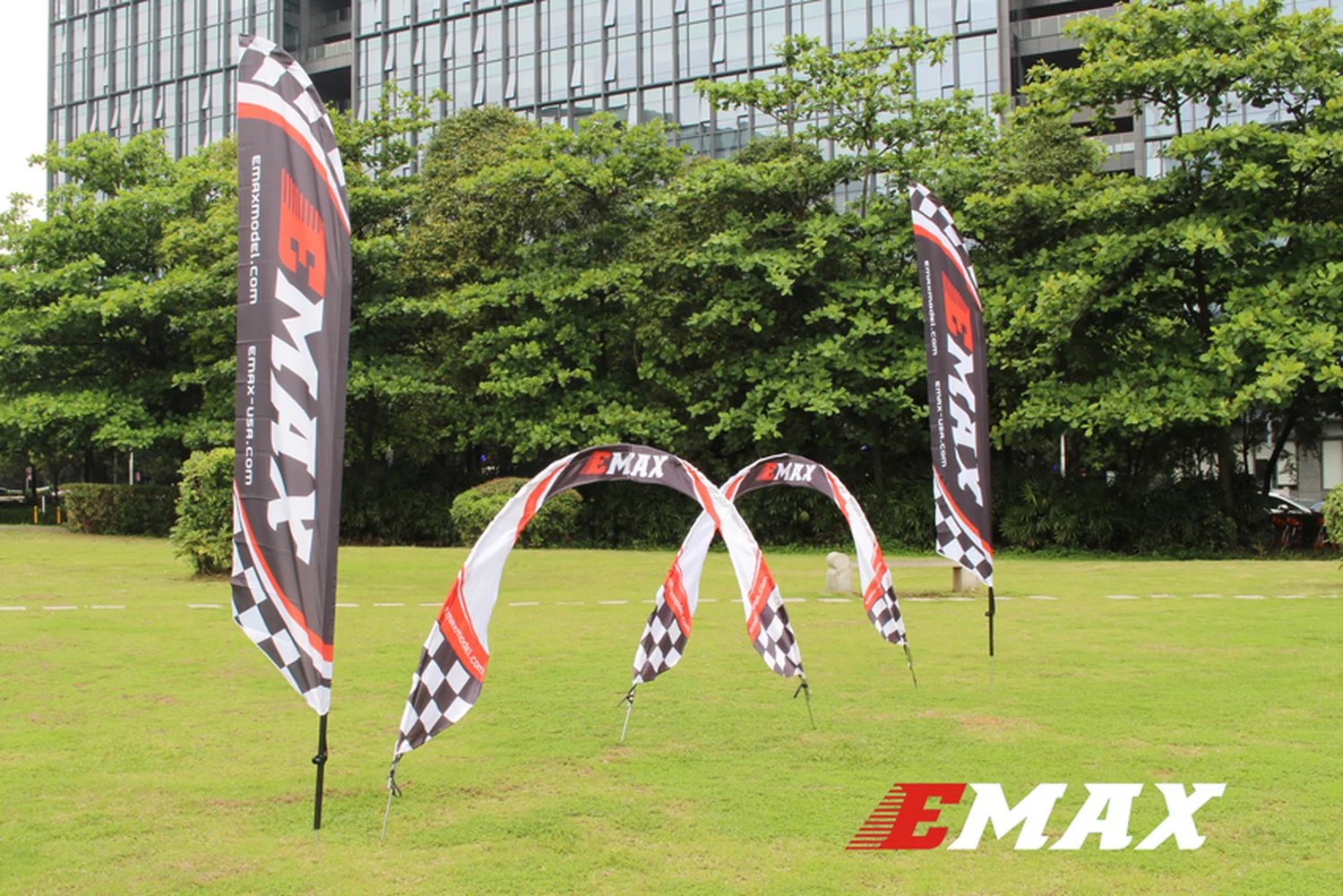 F-Cloud Emax Silver Yan Crossing UAV Arch, FPV Multi-Axis Race Obstacle Gate Through Race Knife and Banner Set
F-Cloud Emax Silver Yan Crossing UAV Arch, FPV Multi-Axis Race Obstacle Gate Through Race Knife and Banner Set