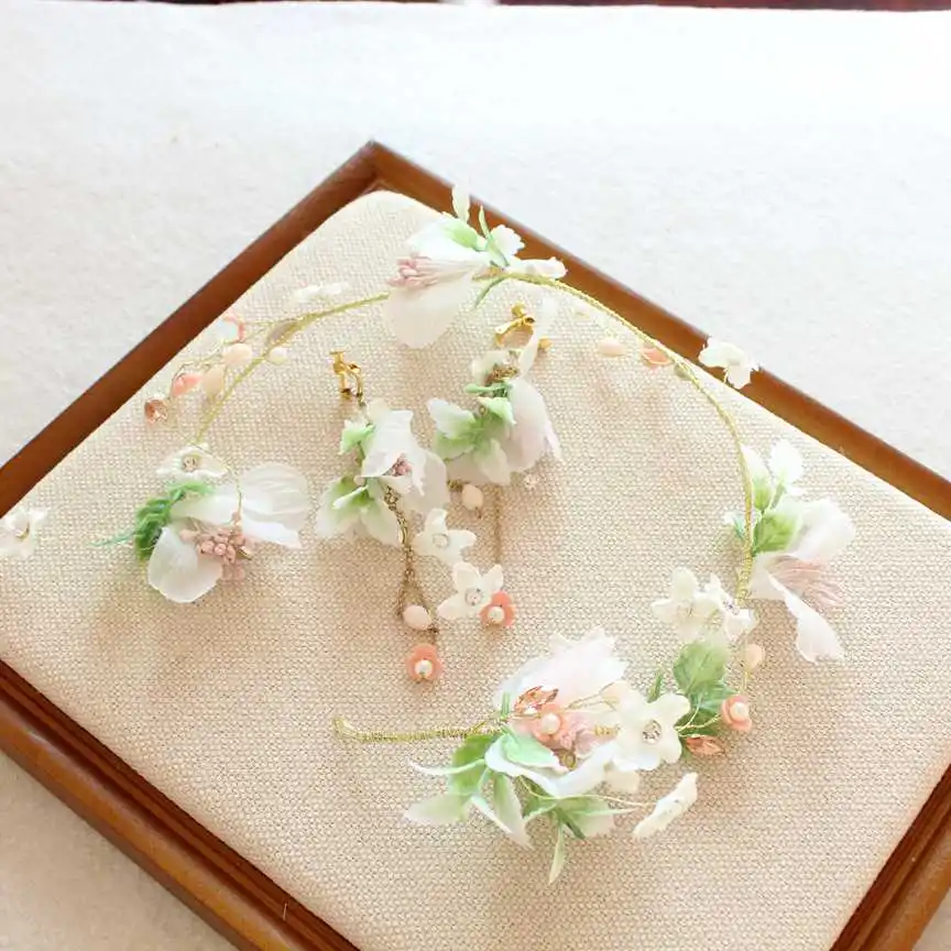 Korean white handmade crepe leaf flower garland earring bridesmaid bride wedding hair accessories hairband | Украшения и