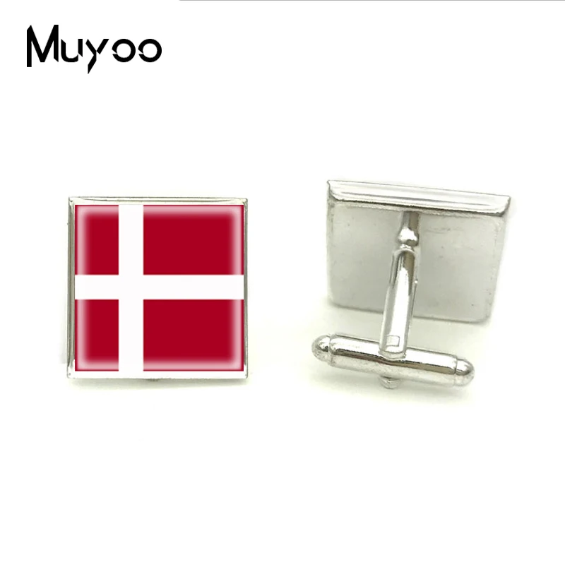 2018 New Denmark Flag Square Cufflink High Quality Cuff For Mens Brand Groomsmen Glass Cufflinks Silver Hand Craft Jewelry
2018 New Denmark Flag Square Cufflink High Quality Cuff For Mens Brand Groomsmen Glass Cufflinks Silver Hand Craft Jewelry