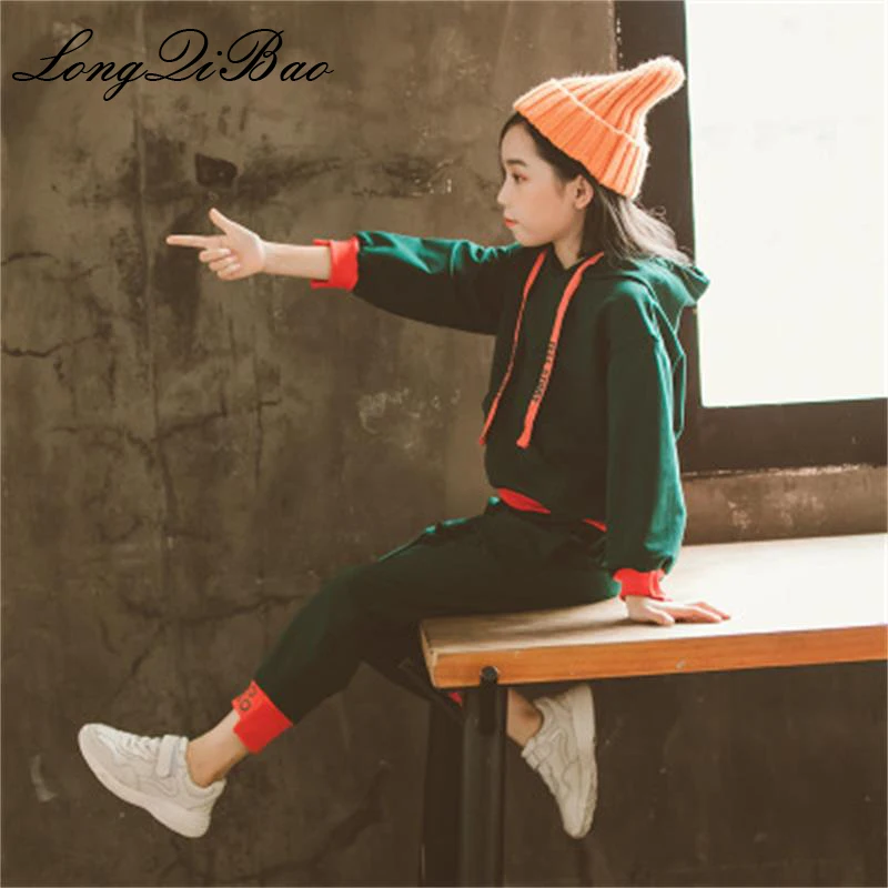 Baby girl cotton autumn suit 2018 new children's clothing Korean version of the tide suit autumn big boy fashionable foreign spo
Baby girl cotton autumn suit 2018 new children's clothing Korean version of the tide suit autumn big boy fashionable foreign spo