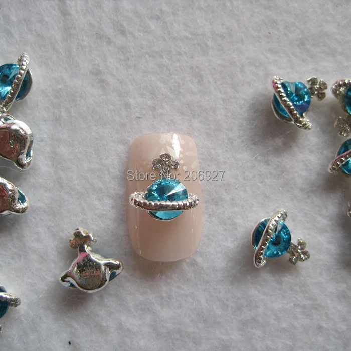 MD-691 10pcs Fancy Blue Rhinestone Gold Deco Metal Charms Metal Deco Charms Nail Art
MD-691 10pcs Fancy Blue Rhinestone Gold Deco Metal Charms Metal Deco Charms Nail Art