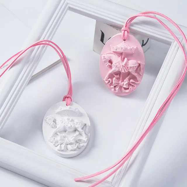 Aromatherapy Silicone Wax Mold Silica Gel Trojan Horse DIY Aroma Gypsum Plaster Silicon Mould For Car Pendant Ceramic mold
Aromatherapy Silicone Wax Mold Silica Gel Trojan Horse DIY Aroma Gypsum Plaster Silicon Mould For Car Pendant Ceramic mold