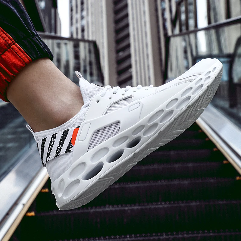 2019 New men Sneaker Casual Big Size 39-46 designer trainers Comfortable Breathable fashion summer lightweight shoes men # ABG68
2019 New men Sneaker Casual Big Size 39-46 designer trainers Comfortable Breathable fashion summer lightweight shoes men # ABG68