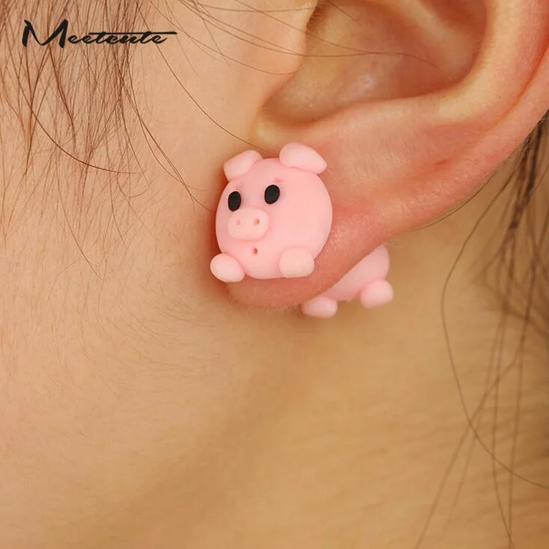 Meetcute Lovely Pig Stud Earring Animals Polymer Clay Cartoon 3D Earrings For Women
Meetcute Lovely Pig Stud Earring Animals Polymer Clay Cartoon 3D Earrings For Women