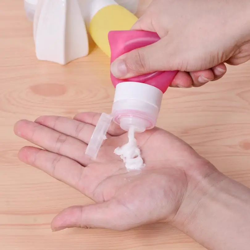 Newly 3PCS 89ML Portable Soft Silicone Travel bottles Set Travel Lotion Containters Packing Empty Refillable Bottle Tool 40pNo29
Newly 3PCS 89ML Portable Soft Silicone Travel bottles Set Travel Lotion Containters Packing Empty Refillable Bottle Tool 40pNo29