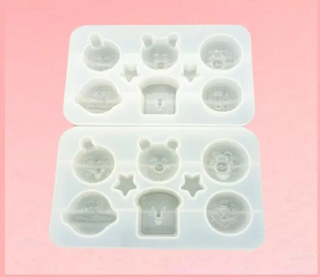 Diy crystal drop gel mirror bread mold aroma gypsum outlet clip handmade pendant decoration
Diy crystal drop gel mirror bread mold aroma gypsum outlet clip handmade pendant decoration