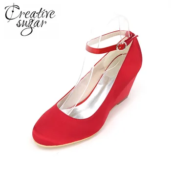 Creativesugar Elegant beach wedding dress wedges med heel pumps ankle strap cocktail evening dress shoes champagne purple ivory
Creativesugar Elegant beach wedding dress wedges med heel pumps ankle strap cocktail evening dress shoes champagne purple ivory