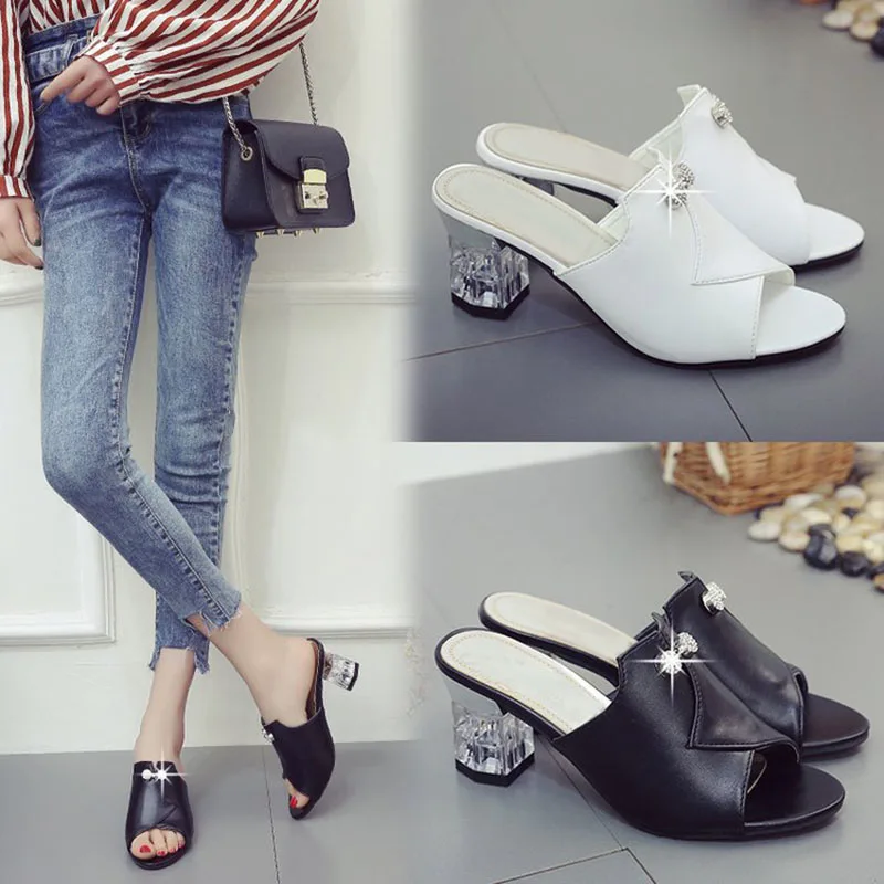 Bailehou High Heels Slippers Fashion Crystal Ladies Slippers Shoes Women Outdoor Casual NEW Mules Shoes Slides Female Flip Flops
Bailehou High Heels Slippers Fashion Crystal Ladies Slippers Shoes Women Outdoor Casual NEW Mules Shoes Slides Female Flip Flops