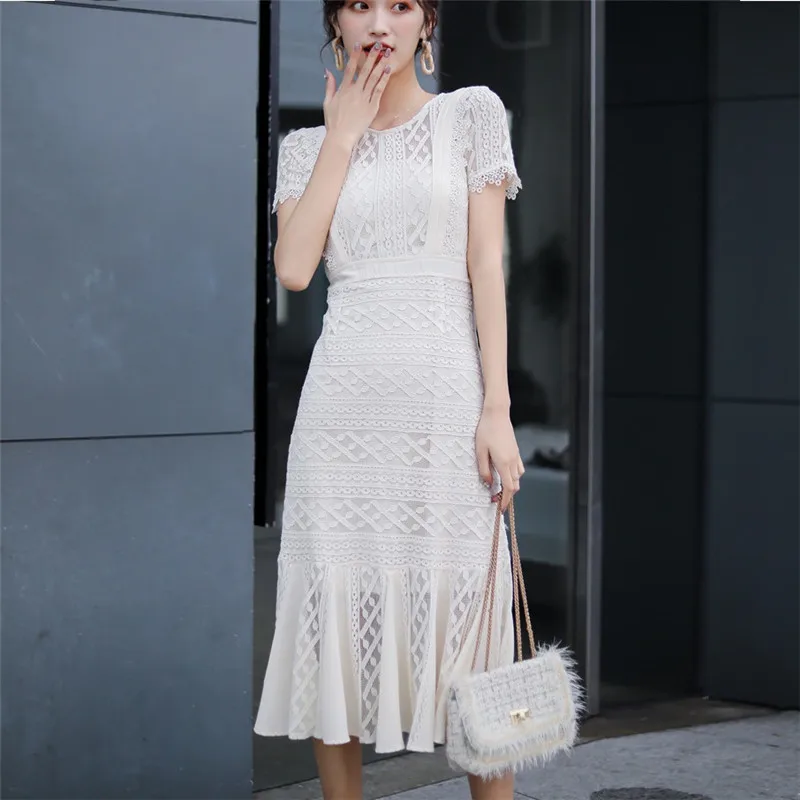 CBAFU new fashion cute white hollow out lace marmaid dress summer short sleeve o neck casual women dress slim party dresses D729
CBAFU new fashion cute white hollow out lace marmaid dress summer short sleeve o neck casual women dress slim party dresses D729