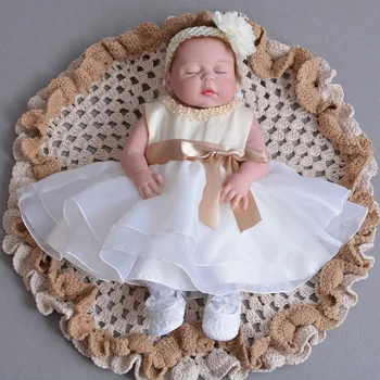 57cm Reborn dolls 23"full body silicone reborn baby sleeping adorable top quality bebe bonecas reborn handmade silicone hot sale
57cm Reborn dolls 23"full body silicone reborn baby sleeping adorable top quality bebe bonecas reborn handmade silicone hot sale