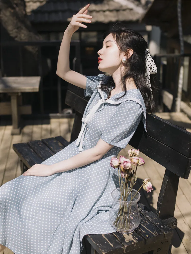 2019 new fashion women's dresses storm Dot Dress fresh sweet temperament popular summer students
2019 new fashion women's dresses storm Dot Dress fresh sweet temperament popular summer students