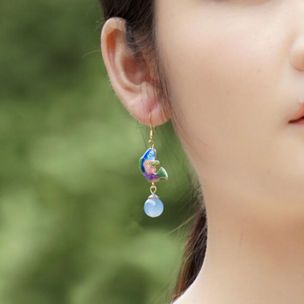 New Mode Style Exotic Beautiful Blue Fishes Earrings Chinese Cloisonne Carps Hanging Light Blue Chalcedony Beads Ethnic Jewelry
New Mode Style Exotic Beautiful Blue Fishes Earrings Chinese Cloisonne Carps Hanging Light Blue Chalcedony Beads Ethnic Jewelry