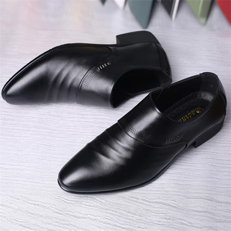Luxury brand PU Leather Fashion Men Business Dress Loafers Pointy Black Shoes Oxford Breathable Formal Wedding ShoesToe Patent
Luxury brand PU Leather Fashion Men Business Dress Loafers Pointy Black Shoes Oxford Breathable Formal Wedding ShoesToe Patent