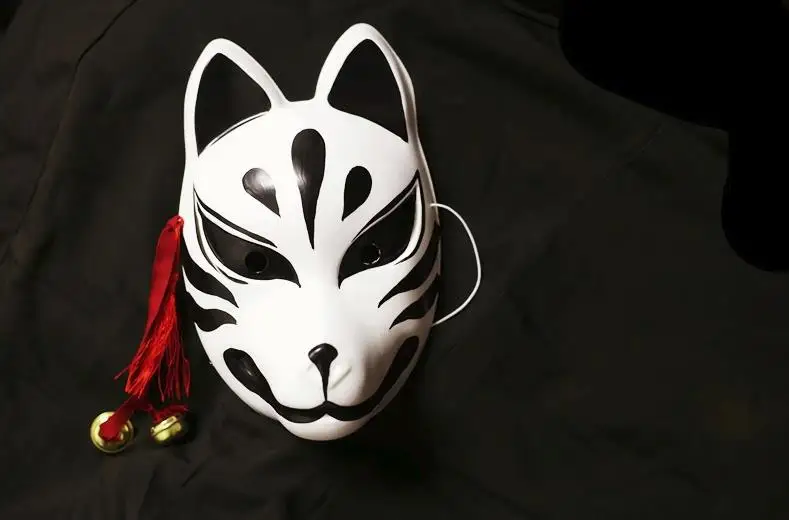 Hand-Painted Japanese Fox Cosplay Mask Full Face PVC Kitsune Black Demon Decorative Collection Christmas Party Halloween Gift
Hand-Painted Japanese Fox Cosplay Mask Full Face PVC Kitsune Black Demon Decorative Collection Christmas Party Halloween Gift