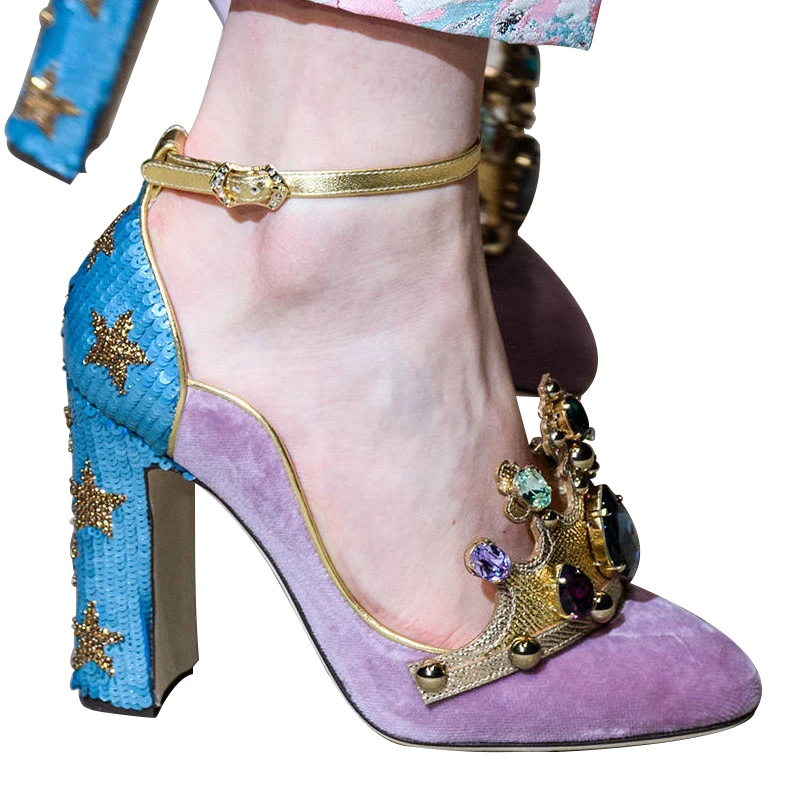 2018 Runway Crystal Crown Decoraitons Thick Heels Woman Shoes Round Toe Leather Dress Pumps Shoes Mixed Colors Mary Janes Heels
2018 Runway Crystal Crown Decoraitons Thick Heels Woman Shoes Round Toe Leather Dress Pumps Shoes Mixed Colors Mary Janes Heels