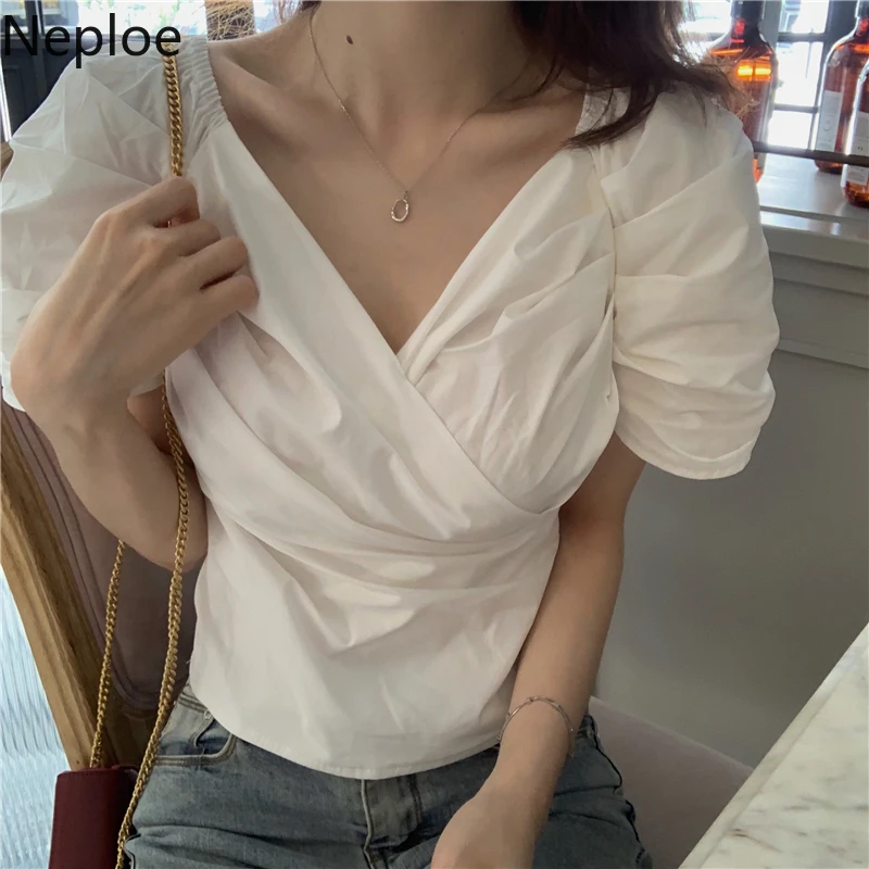 Neploe Women Solid Plaid Vintage White Shirt V-neck Puff Sleeve Tunic Blouse Korean Fashion Crop Top Female Elegant Tops Mujer
Neploe Women Solid Plaid Vintage White Shirt V-neck Puff Sleeve Tunic Blouse Korean Fashion Crop Top Female Elegant Tops Mujer