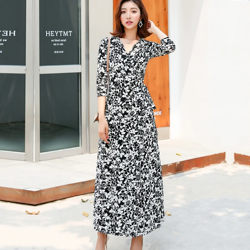 Women Boho Long Maxi Dress Dot Bow Half Sleeves Dresses Polka Party Evening Sexy V-neck Vestido Dress Lady Summer Beach Sundress
Women Boho Long Maxi Dress Dot Bow Half Sleeves Dresses Polka Party Evening Sexy V-neck Vestido Dress Lady Summer Beach Sundress