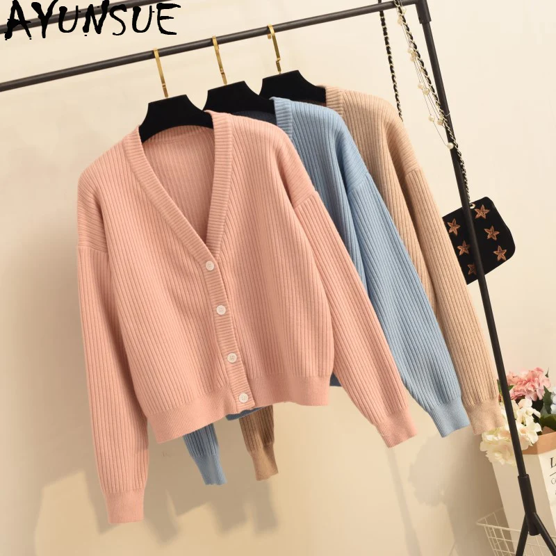 AYUNSUE 2019 Women's Cardigan Korean Style Knitted Sweater Women Short Pink Black Cardigan Autumn Cardigans Women Tops KJ2753
AYUNSUE 2019 Women's Cardigan Korean Style Knitted Sweater Women Short Pink Black Cardigan Autumn Cardigans Women Tops KJ2753