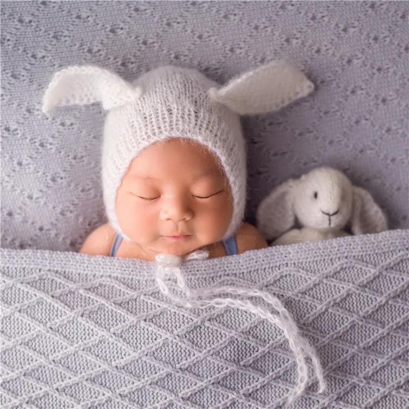 Fluffy Newborn Bunny Bonnet Stuffed Animal Set For Photography Shoot Crochet Fuzzy Baby Girl Bunny Hat and Toy Set Photo Props
Fluffy Newborn Bunny Bonnet Stuffed Animal Set For Photography Shoot Crochet Fuzzy Baby Girl Bunny Hat and Toy Set Photo Props
