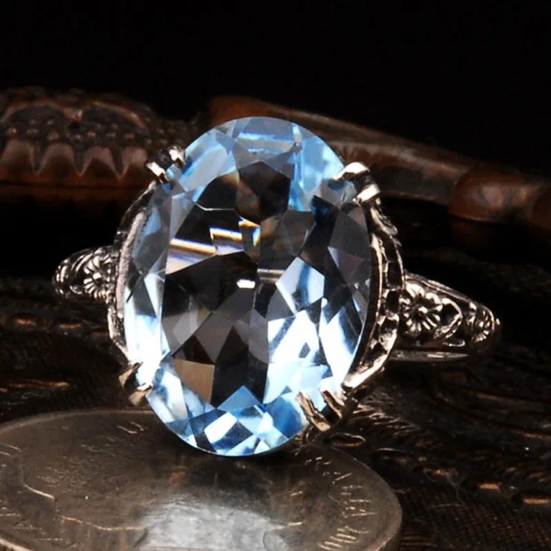 Luxury Female Big Light Blue Stone Ring Unique Style Crystal Silver Color Ring Minimalist Wedding Engagement Rings For Women
Luxury Female Big Light Blue Stone Ring Unique Style Crystal Silver Color Ring Minimalist Wedding Engagement Rings For Women