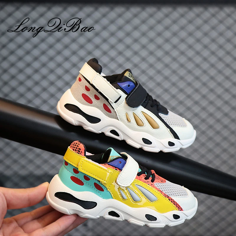 2019 spring new children's shoes Korean version of the boy's leather casual shoes girls breathable running shoes
2019 spring new children's shoes Korean version of the boy's leather casual shoes girls breathable running shoes