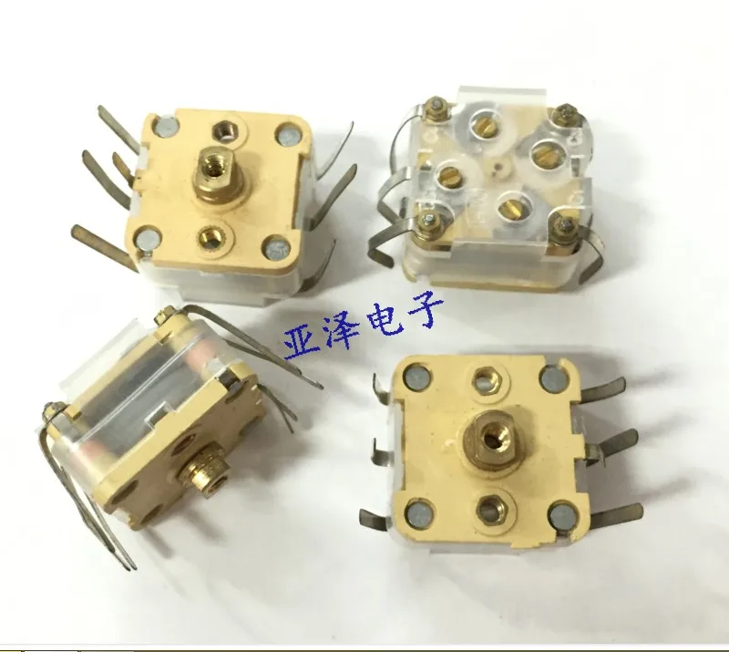 2pcs CBM-443DF1 variable capacitor 20*20*13MM trimmer capacitor 7 pin position
2pcs CBM-443DF1 variable capacitor 20*20*13MM trimmer capacitor 7 pin position