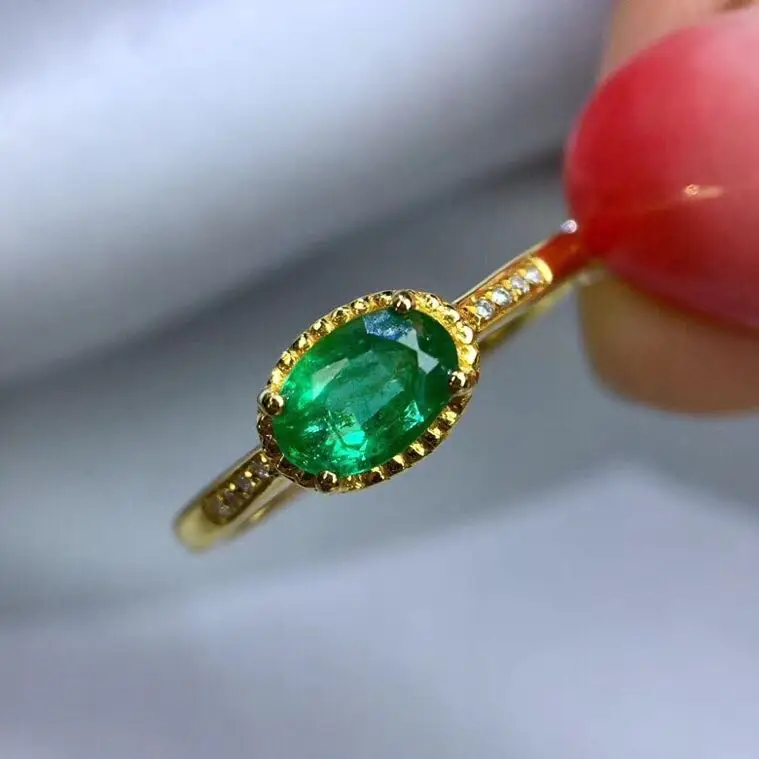 Emerald ring Free shipping Natural real emerald 925 sterling silver 4*6mm gemstone
Emerald ring Free shipping Natural real emerald 925 sterling silver 4*6mm gemstone