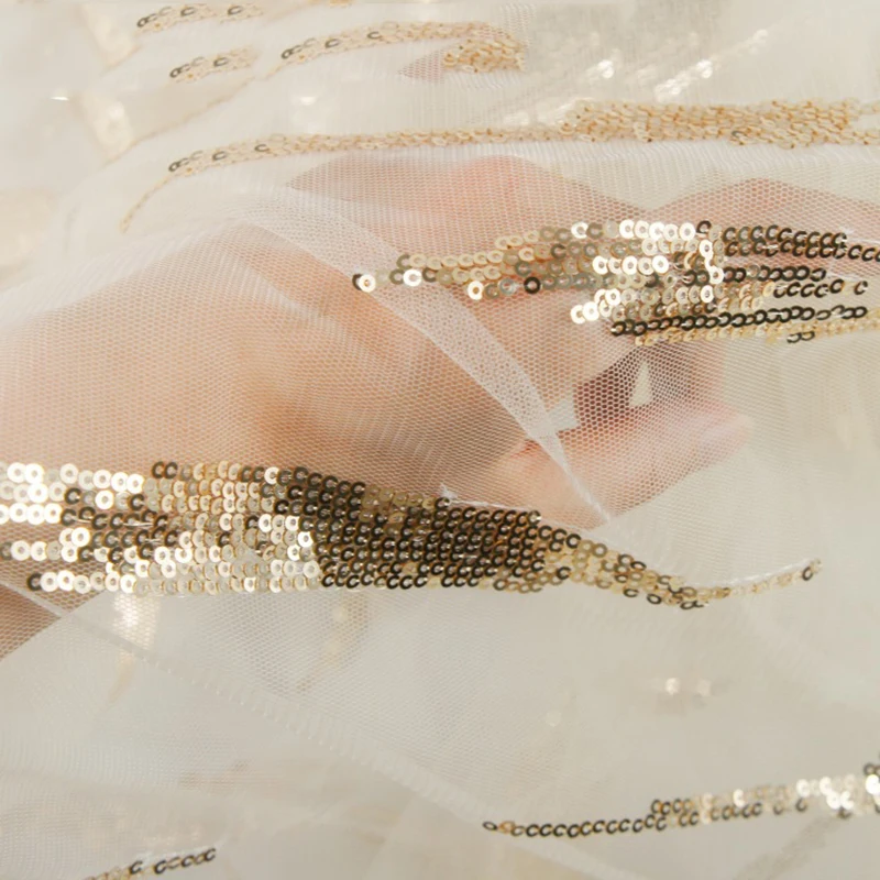 1Yard/2Yard Width 150CM Embroidered Gauze Sequin Tulle Fabric for Party Wedding Veil Dress Skirt Clothes DIY Mesh Material
1Yard/2Yard Width 150CM Embroidered Gauze Sequin Tulle Fabric for Party Wedding Veil Dress Skirt Clothes DIY Mesh Material