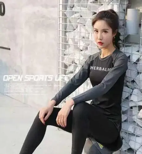 Herbalife clothes explosion models quick-drying short-sleeved T-shirt women's clothing outdoor sports suit summer cycling set
Herbalife clothes explosion models quick-drying short-sleeved T-shirt women's clothing outdoor sports suit summer cycling set