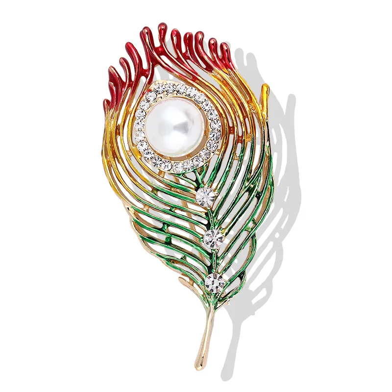 Elegant Crystal Peacock Feathers Brooches For Women Boho Enamel Rhinestone Animal Brooch Pins Wedding Jewelry 2019 New Arrival
Elegant Crystal Peacock Feathers Brooches For Women Boho Enamel Rhinestone Animal Brooch Pins Wedding Jewelry 2019 New Arrival