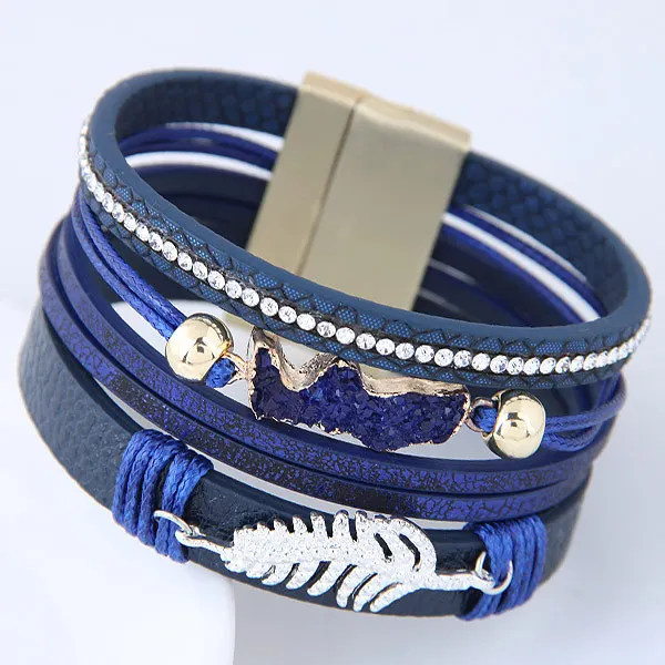 Multilayer Leaf Cortex Bastard Temperament Fashionable Ultra Wide Magnetically Buckled Iron Stone Bracelet Jewelry
Multilayer Leaf Cortex Bastard Temperament Fashionable Ultra Wide Magnetically Buckled Iron Stone Bracelet Jewelry