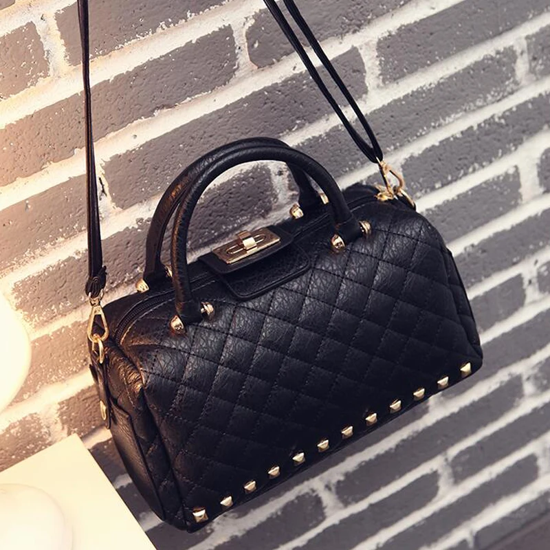 Fashion Female handbags Boston lattice woman bags Designer Luxury Rivet Messenger Shoulder bag Tote Ladies Hand Bag bolsa Mujer
Fashion Female handbags Boston lattice woman bags Designer Luxury Rivet Messenger Shoulder bag Tote Ladies Hand Bag bolsa Mujer