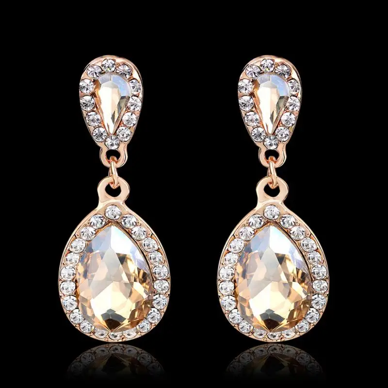 1Pair Long Drop Earrings Women Hollow Out Champagne Gold Crystal Teardrop Bridal Party Wedding Dangle Earring Jewelry Gift #03
1Pair Long Drop Earrings Women Hollow Out Champagne Gold Crystal Teardrop Bridal Party Wedding Dangle Earring Jewelry Gift #03