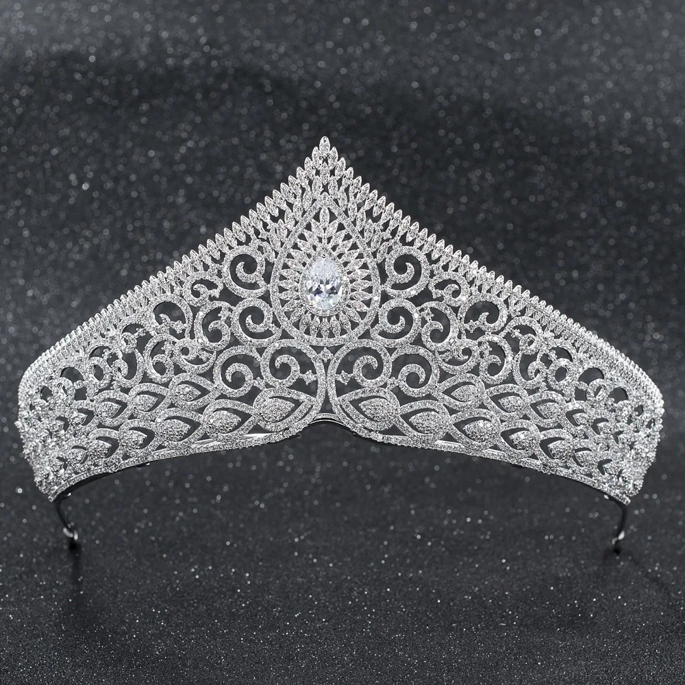 2019 New Crystals CZ Cubic Zirconia Wedding Bridal Royal Tiara Diadem Crown Women Prom Hair Jewelry Accessories CH10227
2019 New Crystals CZ Cubic Zirconia Wedding Bridal Royal Tiara Diadem Crown Women Prom Hair Jewelry Accessories CH10227