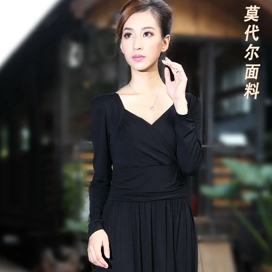 Formal and Cocktail Dresses Petite