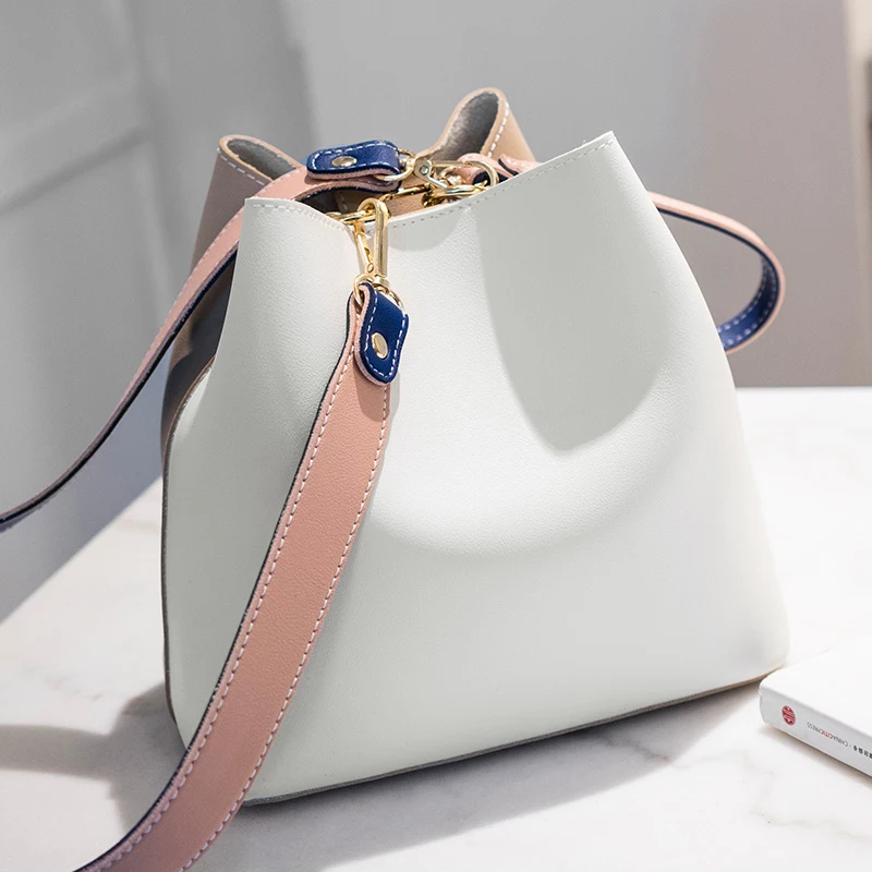 JHD-Splicing Bag Ladies Shoulder Bag Women'S Messenger Bag Large Capacity Ladies Handbag
JHD-Splicing Bag Ladies Shoulder Bag Women'S Messenger Bag Large Capacity Ladies Handbag