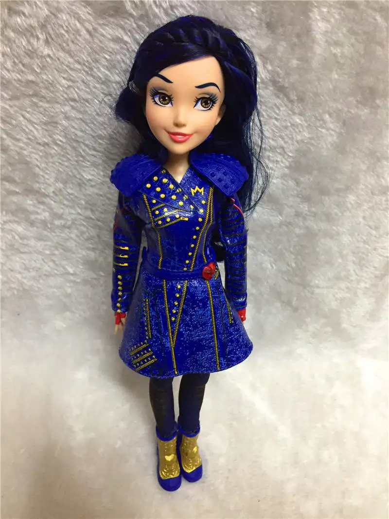 mel and evie dolls