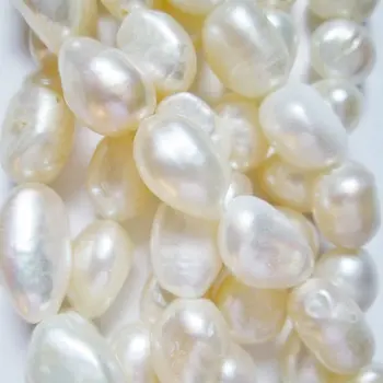 Baroque White Freshwater Pearl beads, approx. 12 mm beads, 14 inch strand, approx. 33 beads
Baroque White Freshwater Pearl beads, approx. 12 mm beads, 14 inch strand, approx. 33 beads