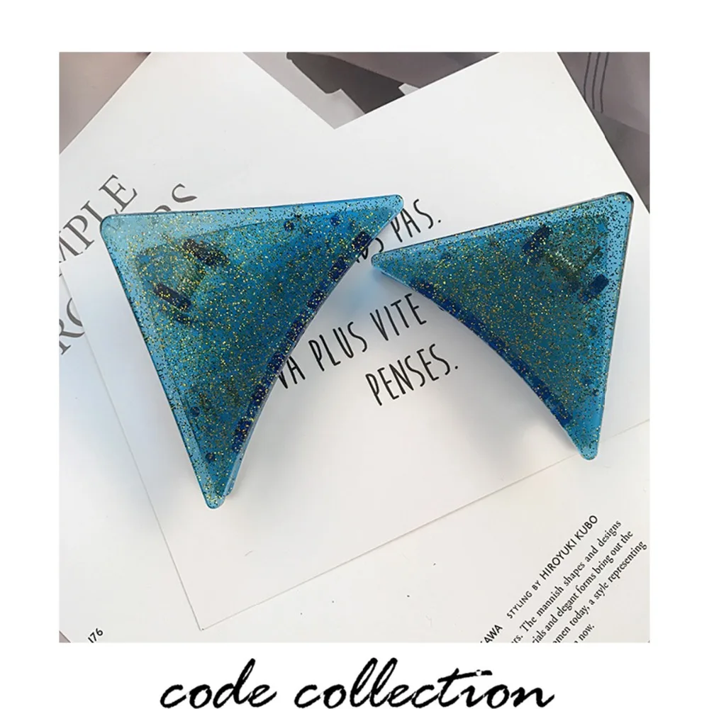 Fashion 5 Color Acrylic Transparent Hair Claws Clip For Women Girl Sequin Geometric Triangle Hair Feeder Ins Accessorie
Fashion 5 Color Acrylic Transparent Hair Claws Clip For Women Girl Sequin Geometric Triangle Hair Feeder Ins Accessorie