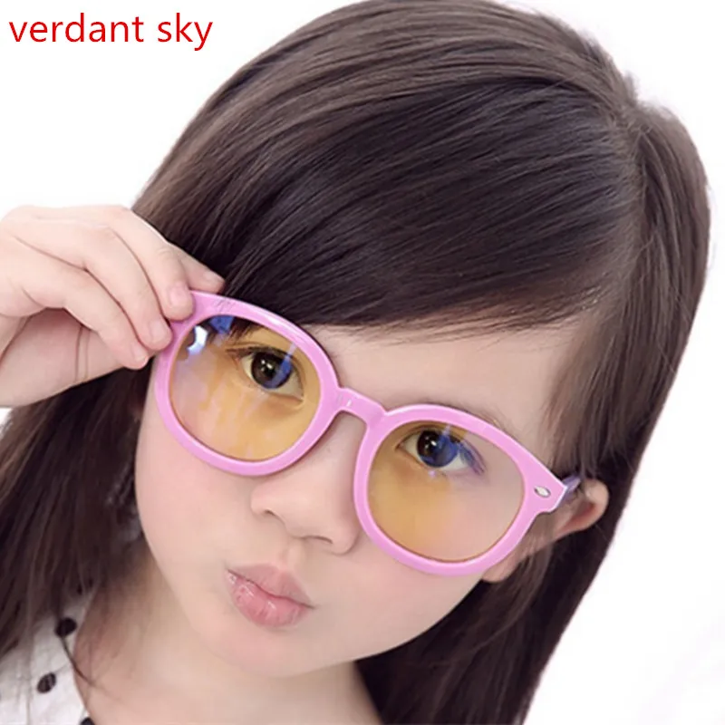 TR90 Kids Glasses Frame Fashion Clear Anti-blue Transparent Optical Myopia Nerd Oval Child Eyeglasses Frame Brand mobile phone
TR90 Kids Glasses Frame Fashion Clear Anti-blue Transparent Optical Myopia Nerd Oval Child Eyeglasses Frame Brand mobile phone