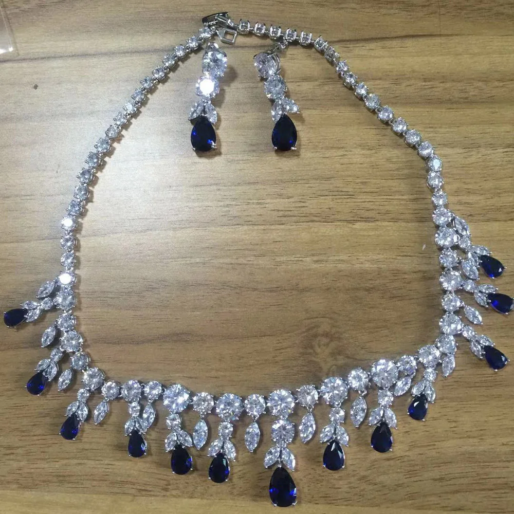 HIBRIDE Luxury Sparking Brilliant Cubic Zircon Drop Earring Necklace Heavy Dinner Jewelry Set Wedding Bridal Dress Jewelry N-28
HIBRIDE Luxury Sparking Brilliant Cubic Zircon Drop Earring Necklace Heavy Dinner Jewelry Set Wedding Bridal Dress Jewelry N-28