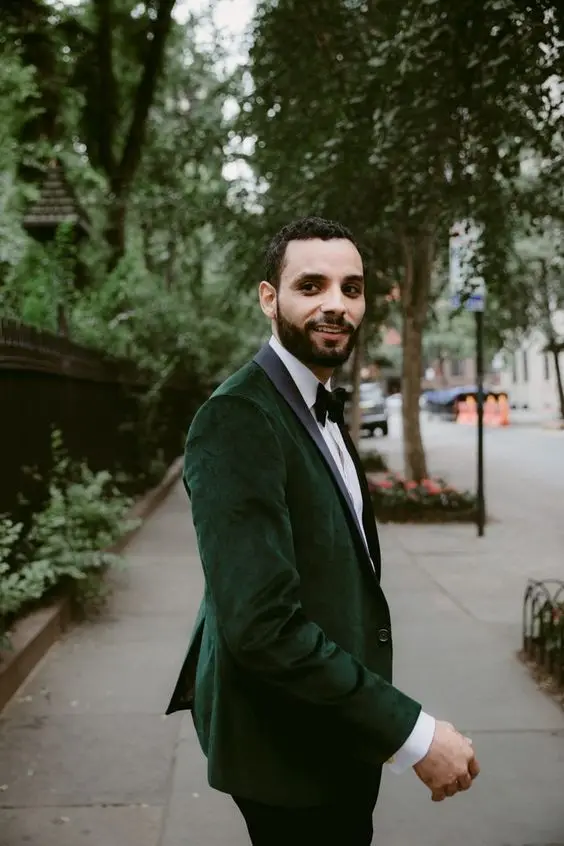 Winter Classic Green Velevt Wedding Suits For Men Slim Fit Black Shawl Lapel Costume Homme Mariage Custom 2 Piece Suit Men
Winter Classic Green Velevt Wedding Suits For Men Slim Fit Black Shawl Lapel Costume Homme Mariage Custom 2 Piece Suit Men