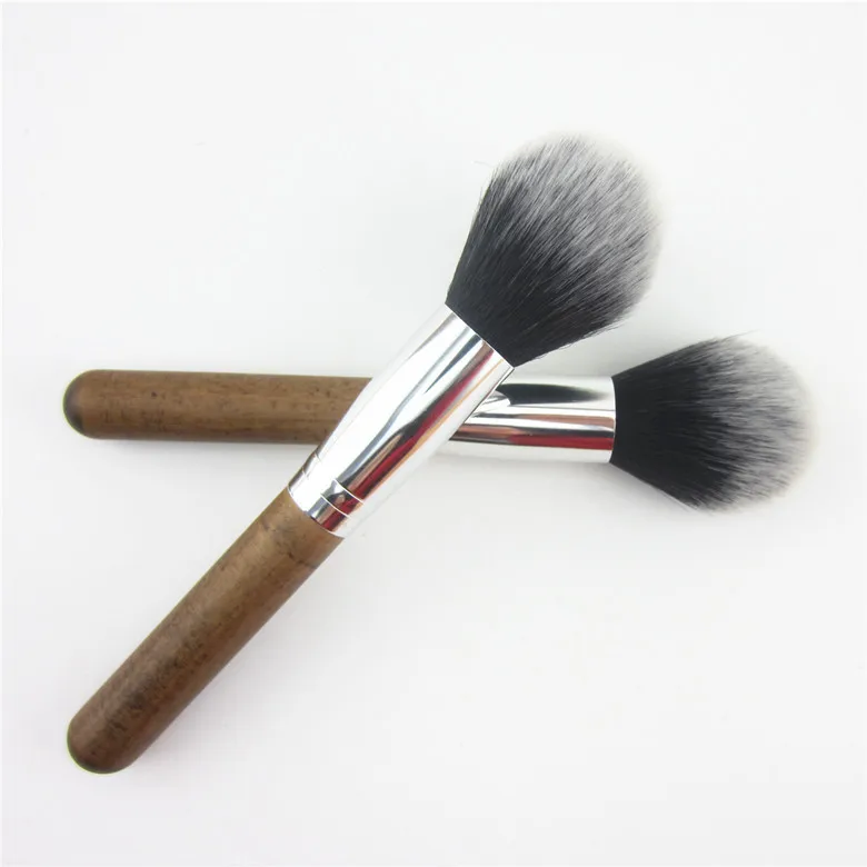 Hot Sale Corrugated nylon wool Gradient Makeup Brushes Wood Color Wooden Handle Beauty Powder Face Blush Foundation Make Up Tool
Hot Sale Corrugated nylon wool Gradient Makeup Brushes Wood Color Wooden Handle Beauty Powder Face Blush Foundation Make Up Tool