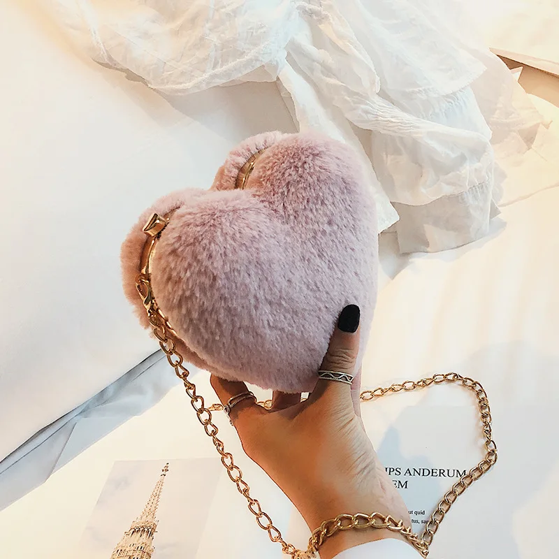 2018 New Luxy Moon Faux Fur Women Handbags Heart-shaped Plush Purse Winter Portable Fur Bag Fashion Female Chain Shoulder Bag
2018 New Luxy Moon Faux Fur Women Handbags Heart-shaped Plush Purse Winter Portable Fur Bag Fashion Female Chain Shoulder Bag
