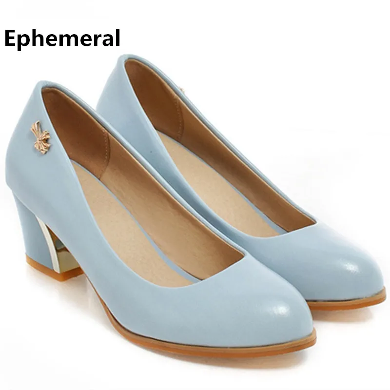 Lady's Kvoll High Quality Pointy Toe Glitter Thick Square Heels Design Plus size 34-43 Elegant Med High heels Women Pumps For OL
Lady's Kvoll High Quality Pointy Toe Glitter Thick Square Heels Design Plus size 34-43 Elegant Med High heels Women Pumps For OL