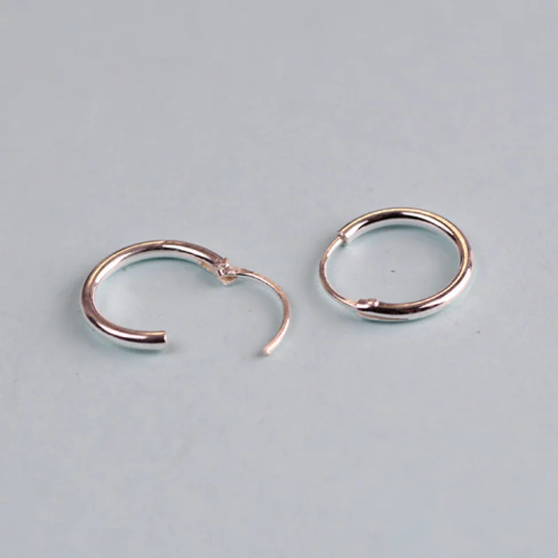 2827888354_220175051